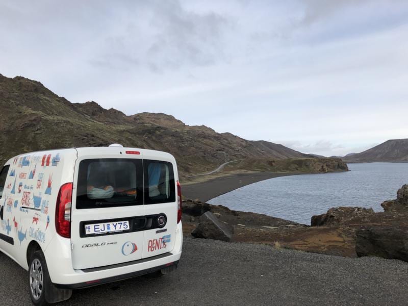rentdev.vinnugrunnur.is campervan, ring road, black sand beach, mountains