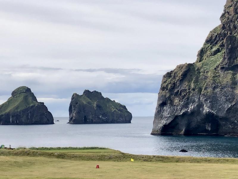 elephant rock in iceland