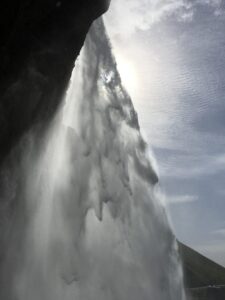 Left side of Seljalandsfoss.jpg