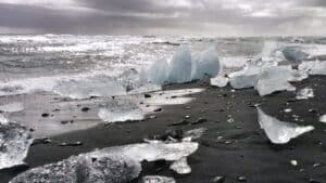 Lovely Diamond Beach south of Jökulsárlón