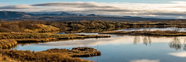 Lake Þingvellir Iceland in fall